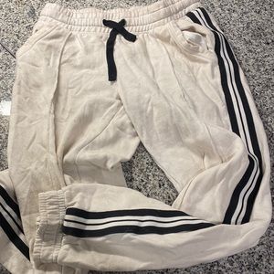 Cream black jogger/sweats